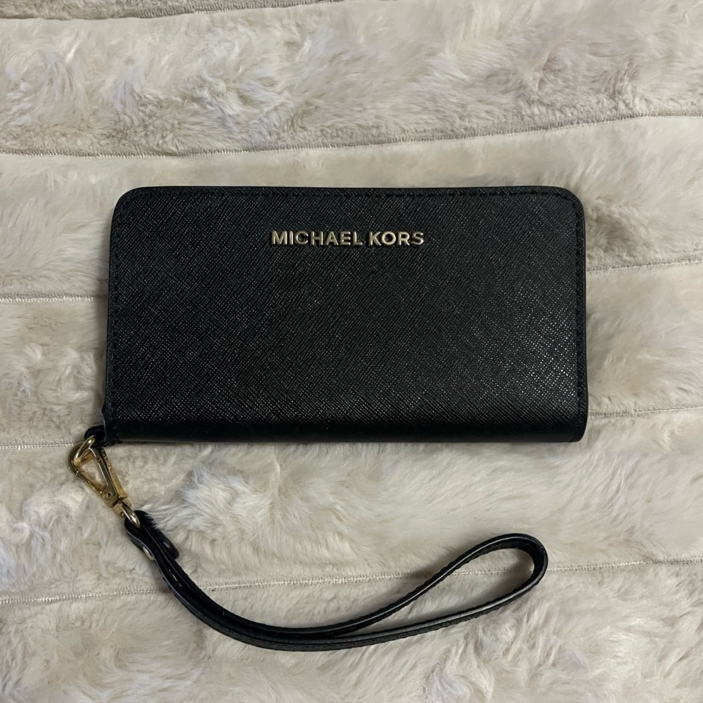 Michael Kors • Black Hamilton Saffiano Leather Phone Wallet NWOT